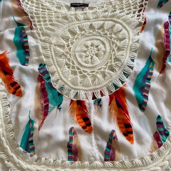 Top - Picture 2 of 2